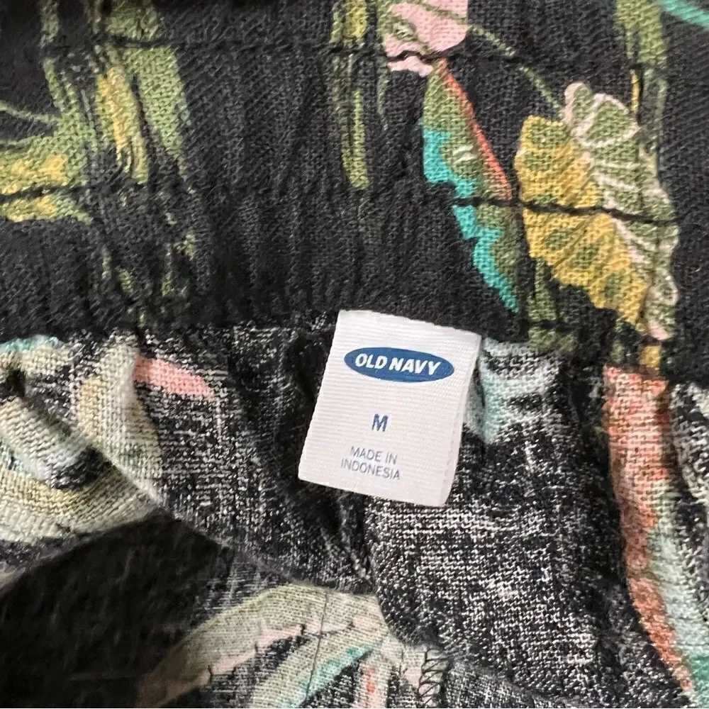 👠Old Navy linen blend tropical print pants.  Size M